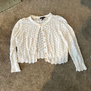 Vintage crochet scallop cardigan